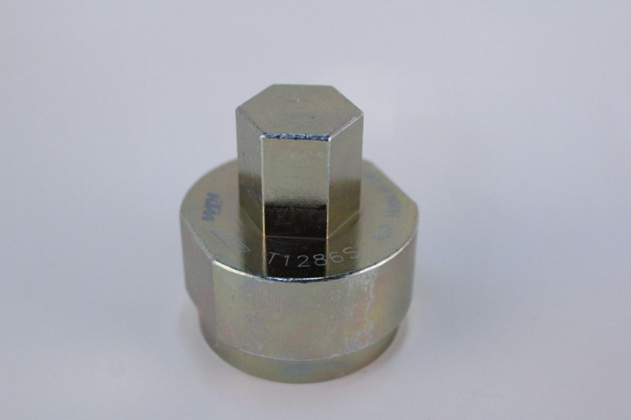 COUNTER TORQUE WRENCHE RESERVOIR CAP