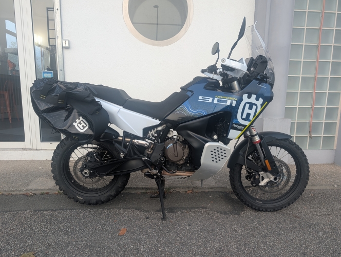 HUSQVARNA 901 NORDEN EXPEDITION 2023