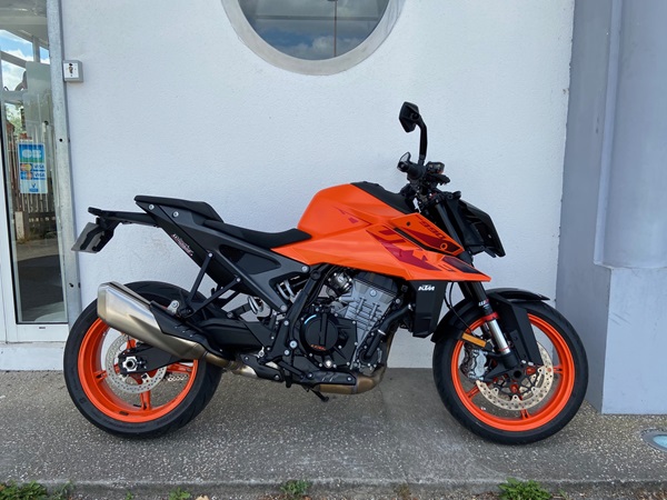 KTM 990 DUKE ORANGE 2024 ABS