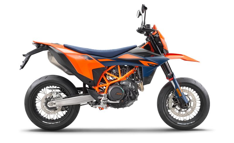 KTM 690 SMC-R 2026 (ELIGIBLE A2)