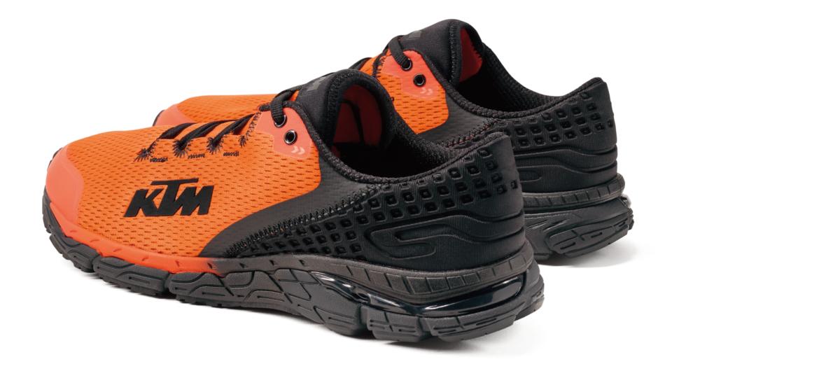 PHO-PW-90-RS-231618-3PW19719XX-COPORATE-SHOES-BACK-SALL-AWSG-V1