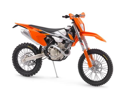 pho_pw_90_vs_183418_3pw1875200_exc_f_350_17_model_bike__sall__awsg__v1