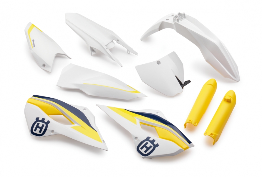 PLASTIC KIT FC/TC HQV       15