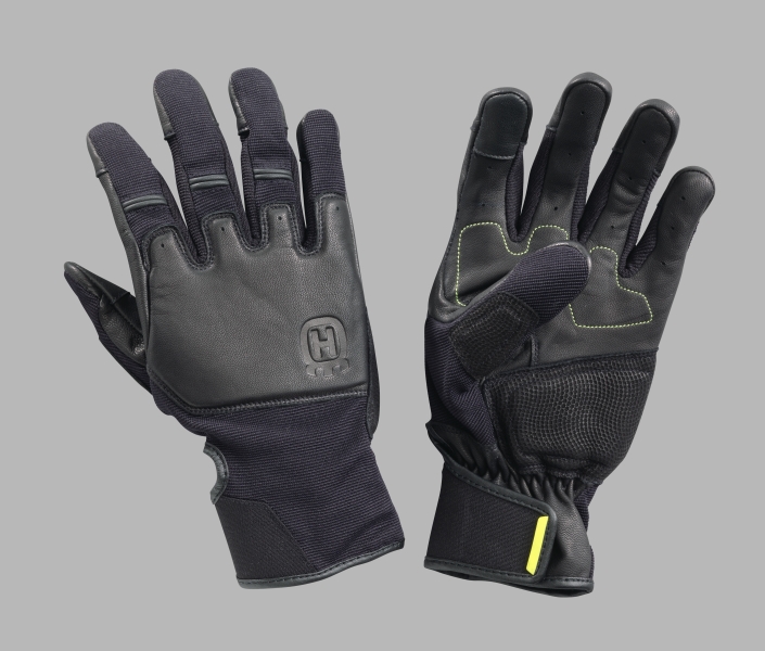 Restless Mind Gloves